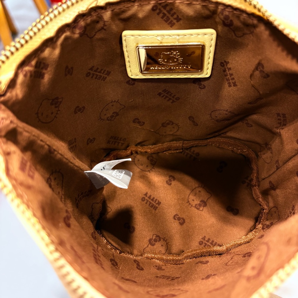 Hello Kitty Yellow Drawstring Crossbody Leather Tote - Picture 7 of 15